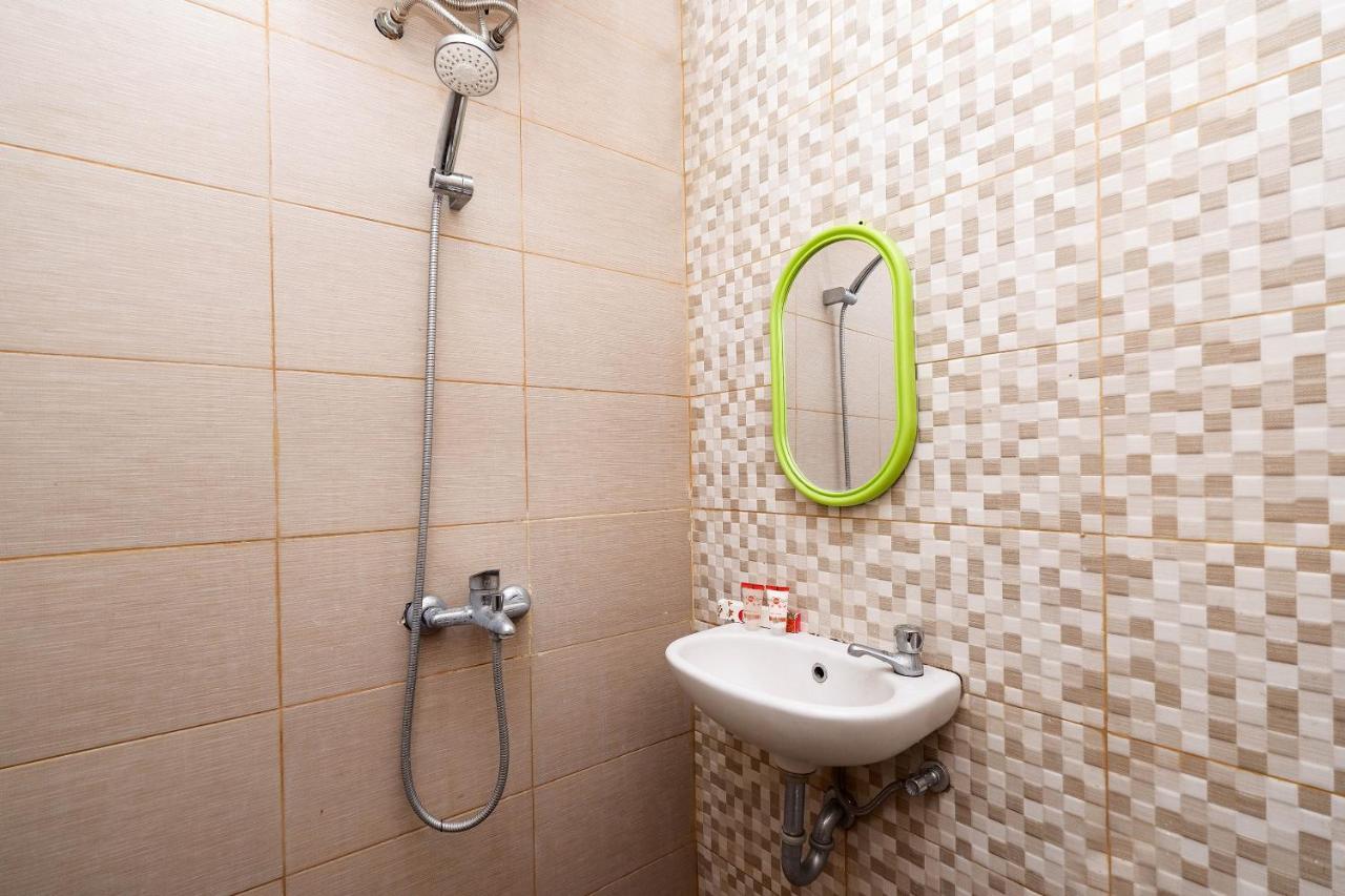 Oyo 1835 Kostel Wood 2*